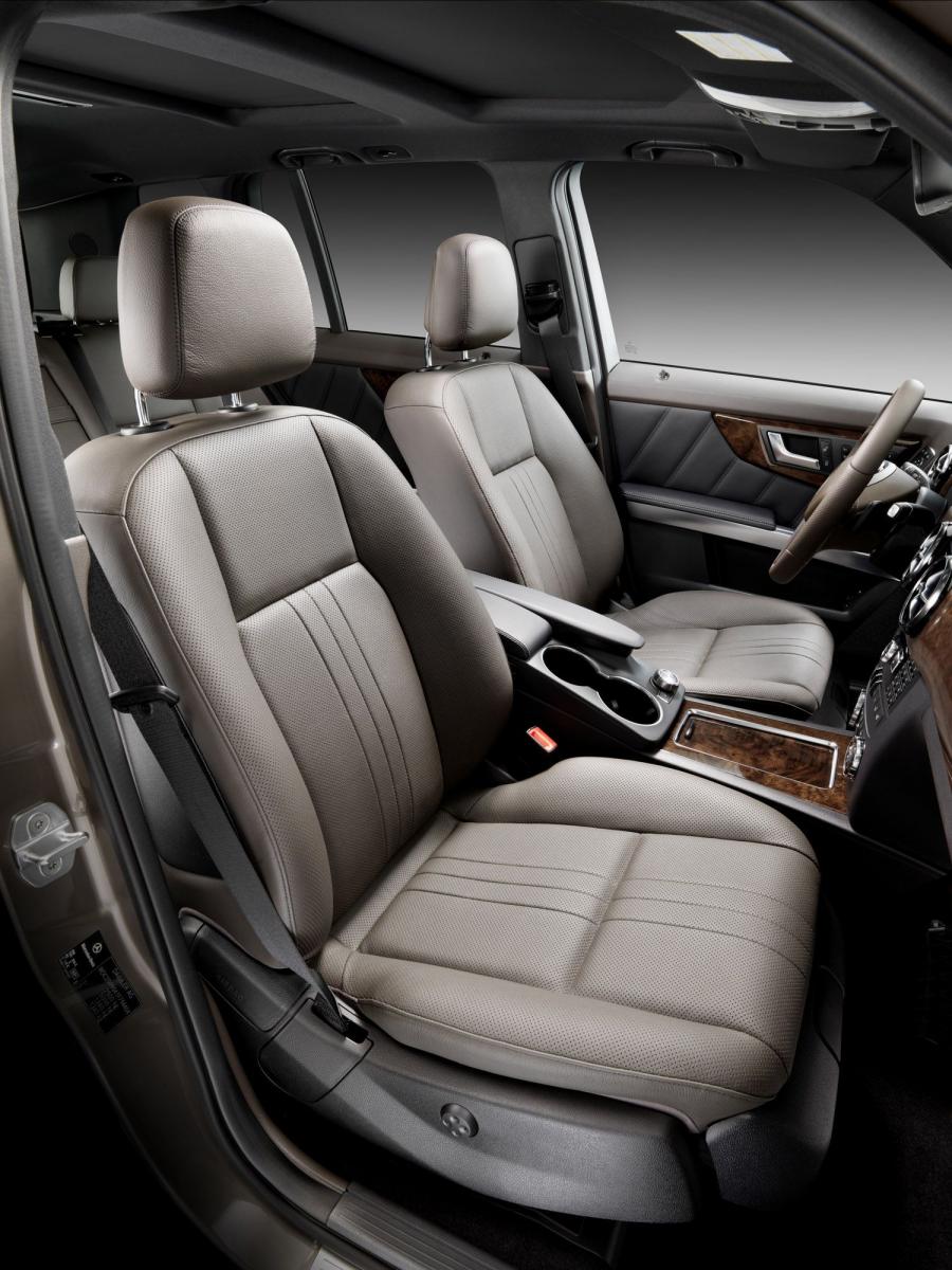  Mercedes-Benz GLK-Class 2012 года  (фото 4 из 77)
